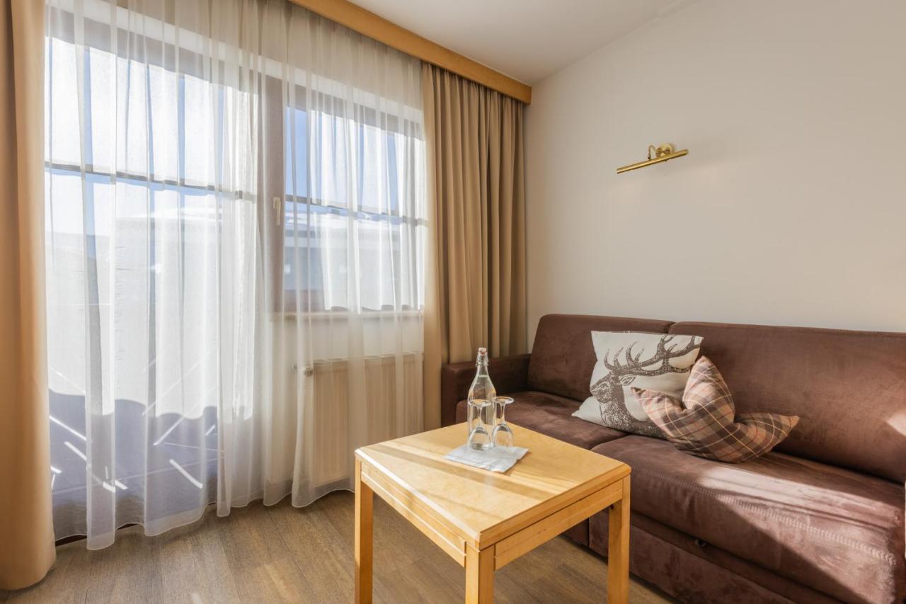 Hotel Central Зеефелд в Тирол Екстериор снимка