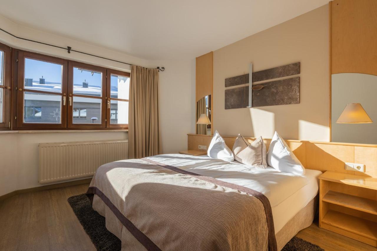 Hotel Central Зеефелд в Тирол Екстериор снимка