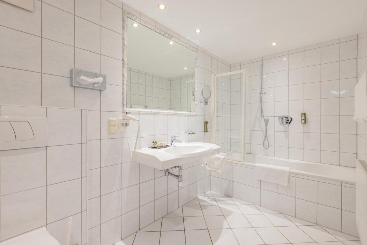 Hotel Central Зеефелд в Тирол Екстериор снимка