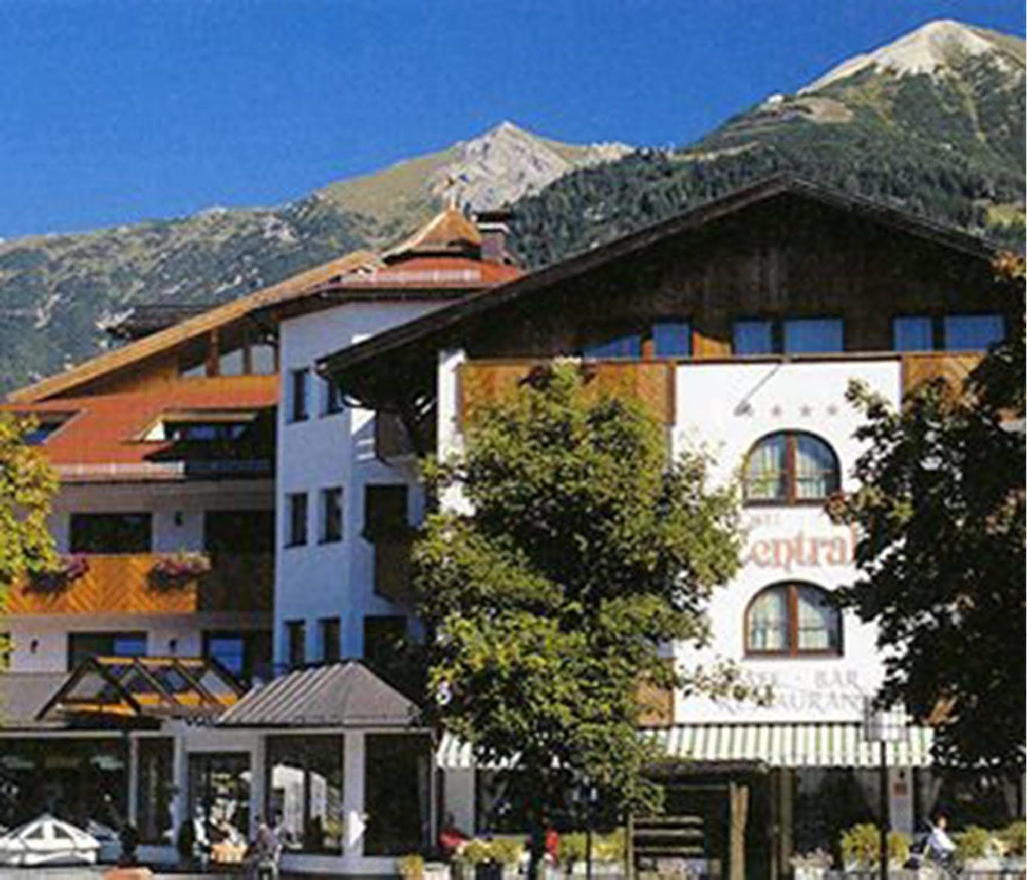 Hotel Central Зеефелд в Тирол Екстериор снимка